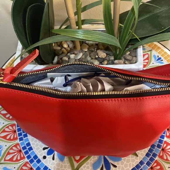 - Clara V. Petit Moyen Pouch bag - Picture 9 of 13